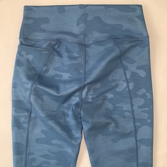 Sweaty Betty Super Sculpt 7/8 Yoga Leggings - Picture 4 of 5